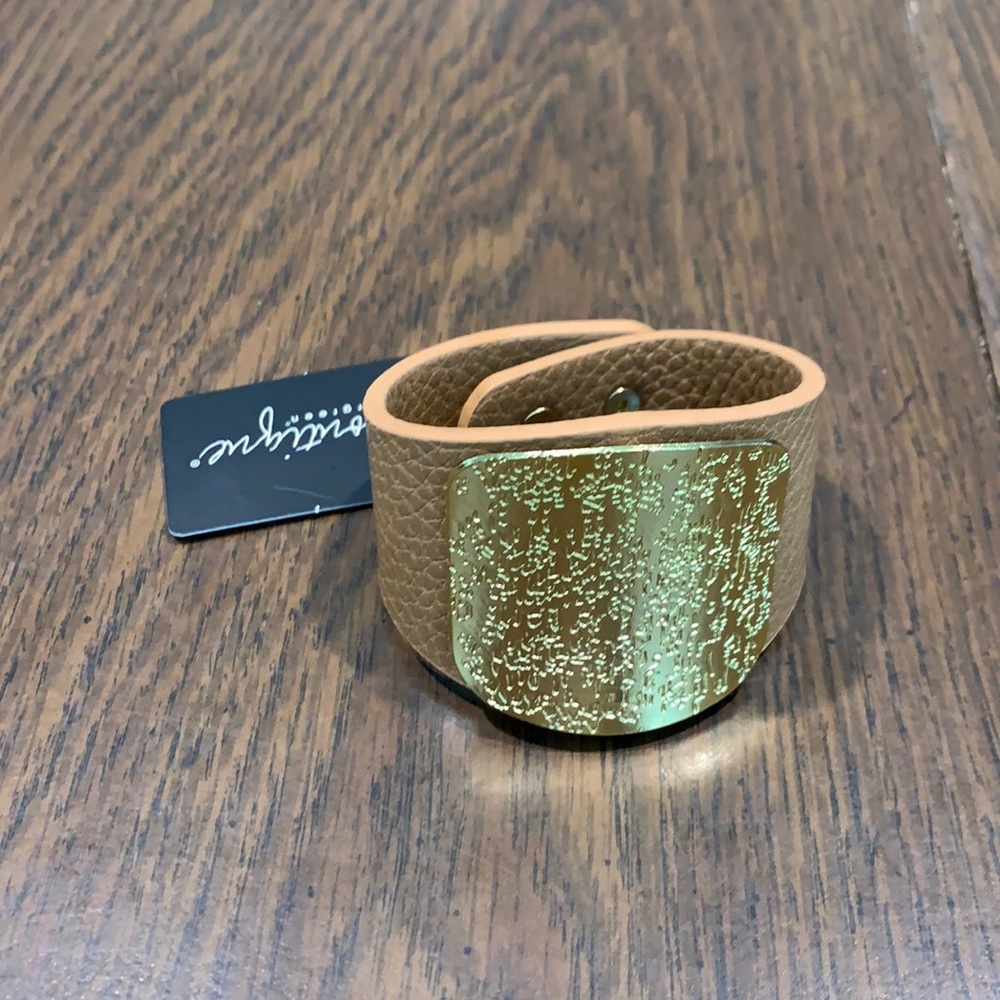 Hammered Metal Vegan Light Brown Leather Bracelet